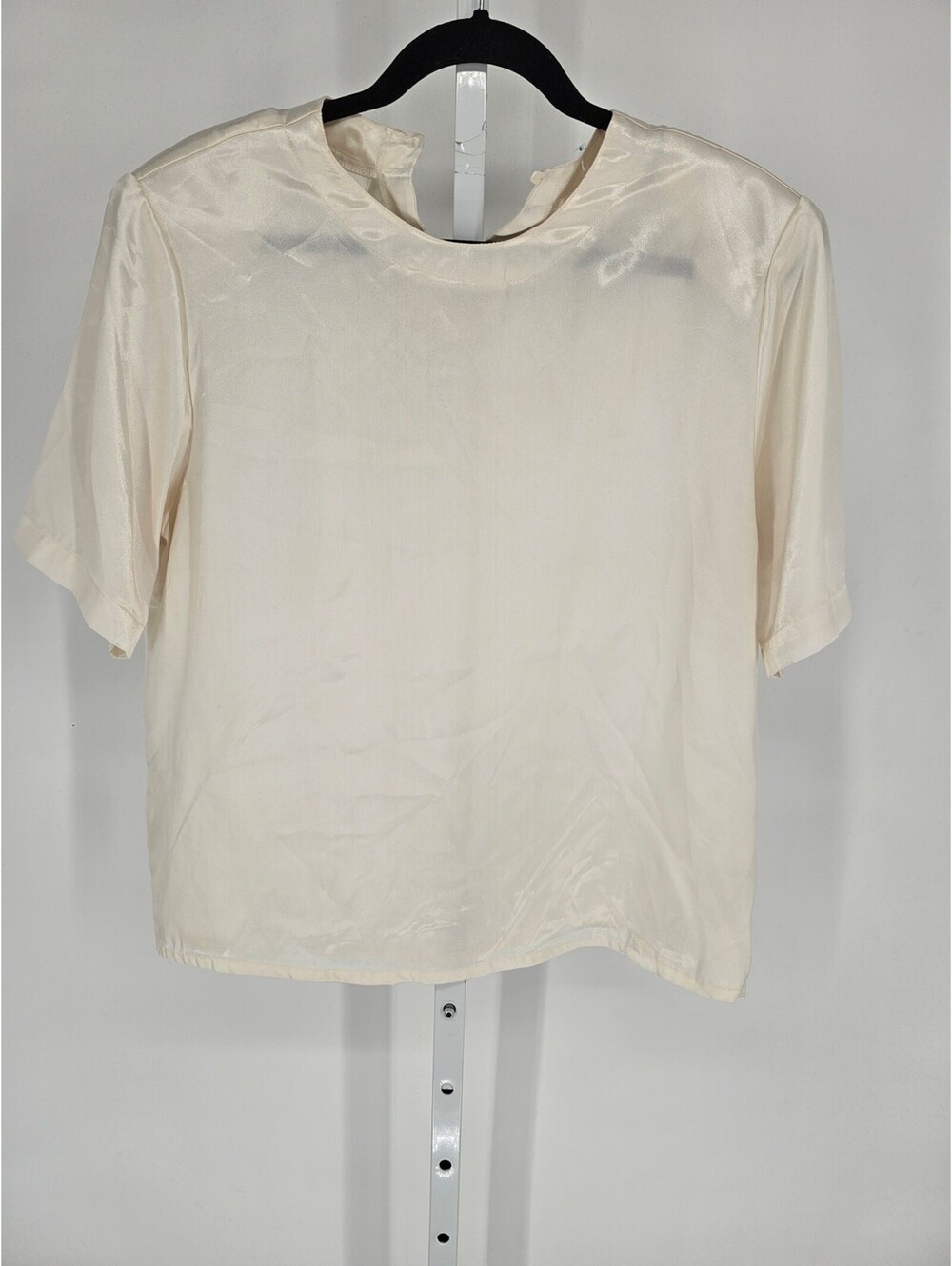 Christie & Jill Women's White Short Sleeve Pullover Round Neck Top Sz L